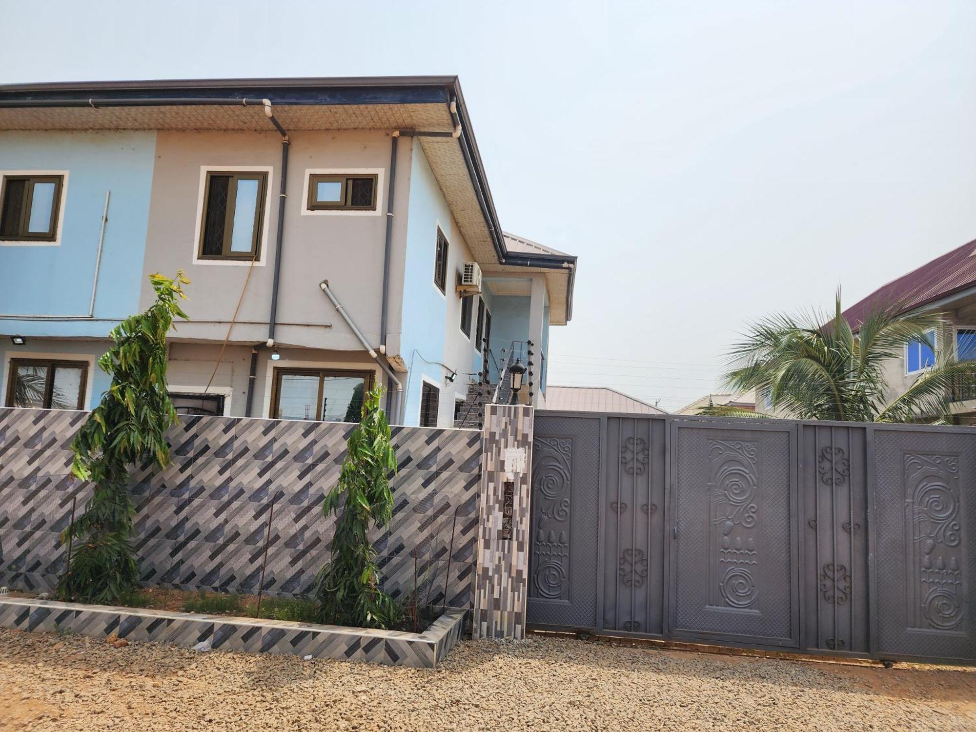 Private Executive Apartments Damba Exterior foto